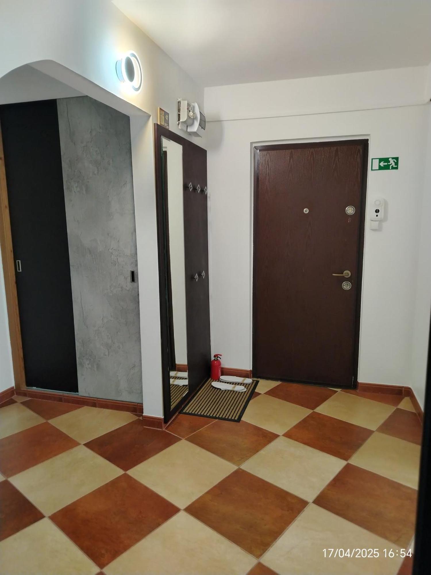 Arka Apartment كرايوفا المظهر الخارجي الصورة